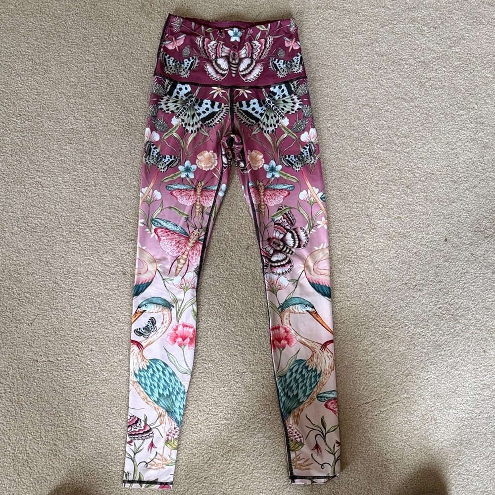 Yoga Democracy Women's Floral Butterfly Leggings - Purple XS